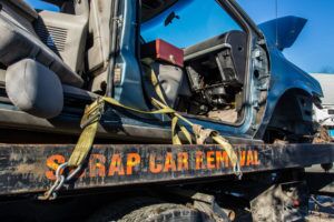 Cash for Junk Cars Toronto - Same Day Service Cash paid for junk car removal in Toronto - same day tow truck service
